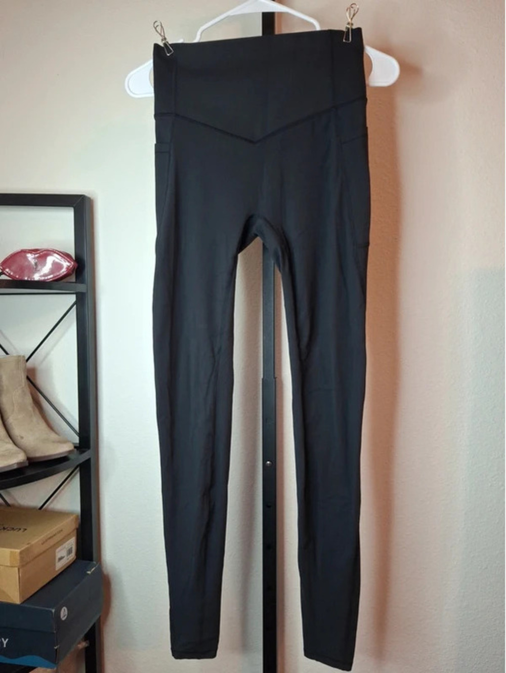 Halara Women's high waisted Black full length leggings Nwot size S